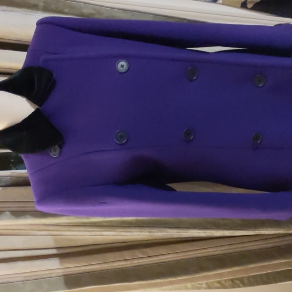 Vintage Christian Dior Purple Wool Coat with Black Velvet Collar, size 6 - Picture 1 of 10